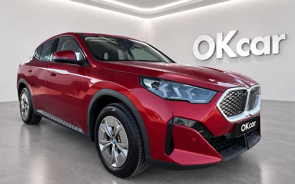 BMW iX2 eDrive20