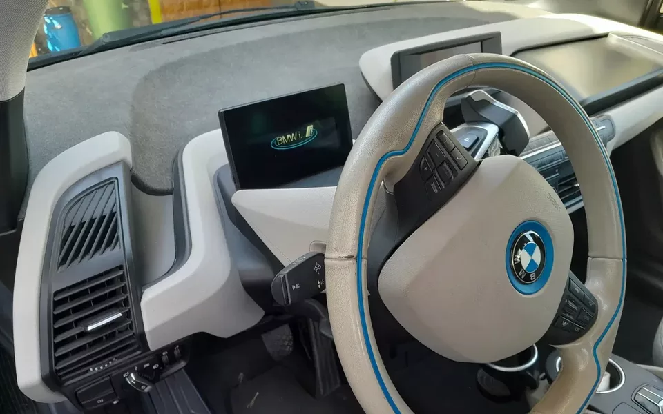 BMW i3 (94 Ah)