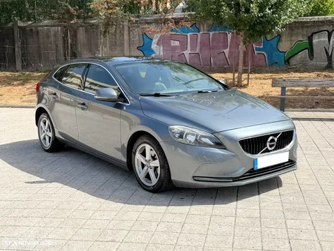 Volvo V40 D2 Momentum