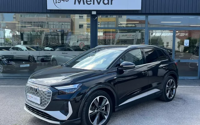Audi Q4 e-tron 45 82 kWh SE Business Plus