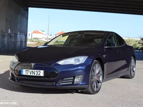 Tesla Model S 85 Perfomance