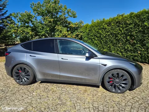 Tesla Model Y Performance Tração Integral