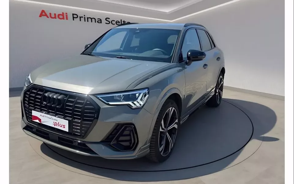AUDI Q3 45 1.4 tfsi e identity black s-tronic