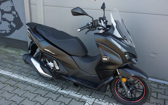 QJMOTOR MTX 125
