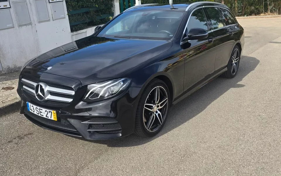 Mercedes-Benz E 220 d AMG Line