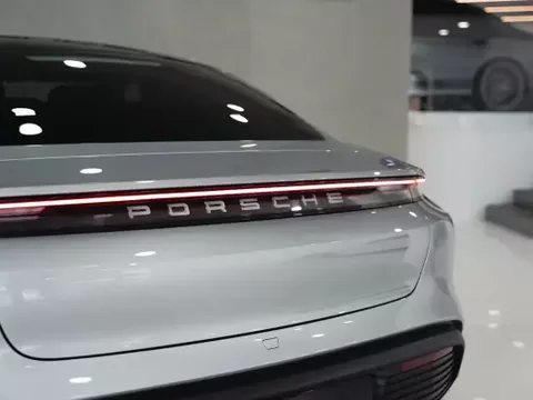 Porsche Taycan 2020 4S