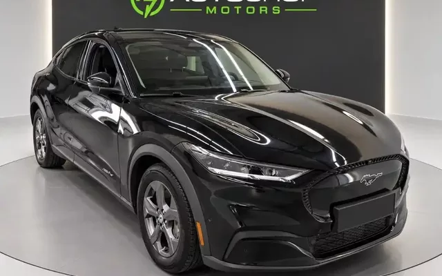 Ford Mustang Mach-E 75.7 kWh Base