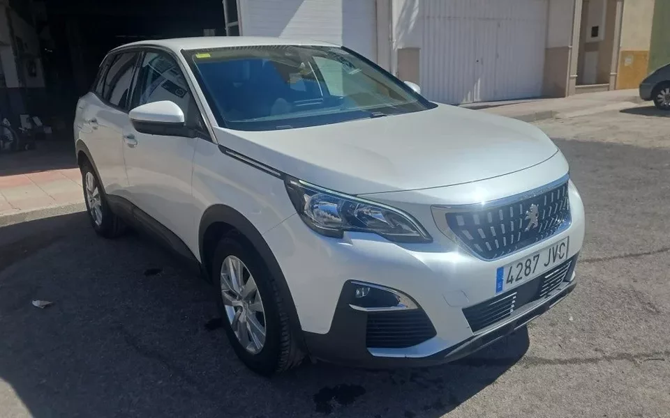 Vendido: PEUGEOT 3008 SUV 3008 1.6BlueHDi Active S&S 120 - 14800€ en Huelma