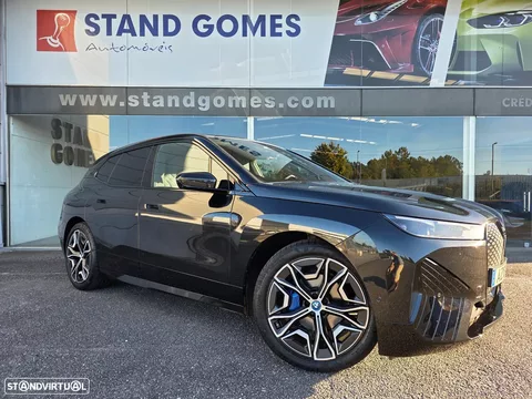 BMW iX xDrive 40 Pack Desportivo