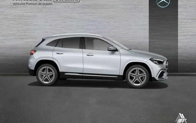 MERCEDES-BENZ Clase GLA CLASE GLA 200 D