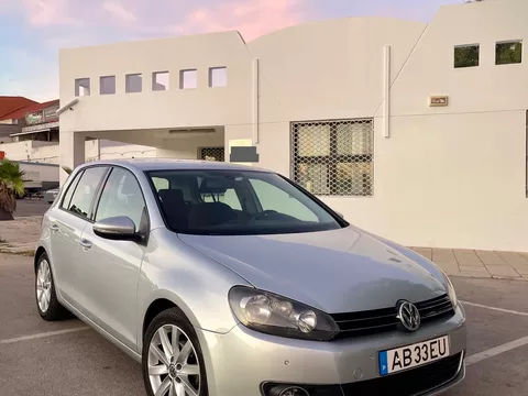 VW Golf 1.6 TDi DPF DSG Comfortline