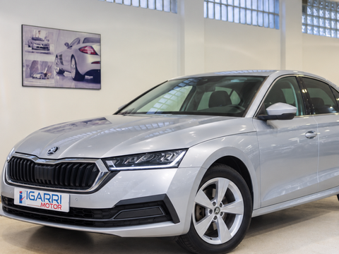 SKODA Octavia Octavia 2.0TDI Ambition Plus DSG 110kW