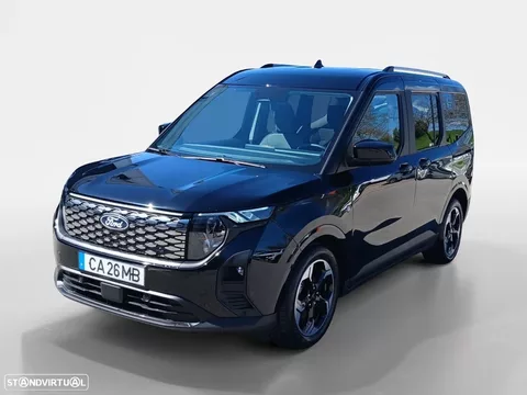 Ford Tourneo Courier 1.0 EcoBoost Titanium DCT