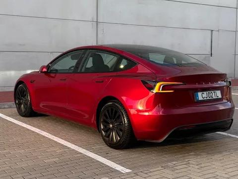 Tesla Model 3 Long Range Tração Integral