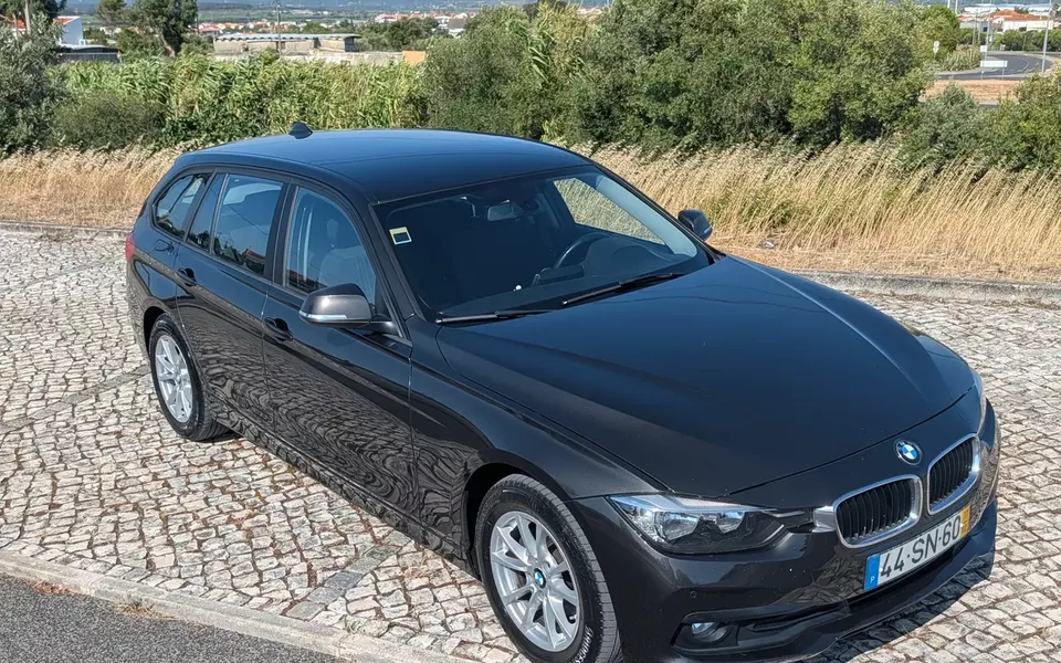 BMW 320 d Auto