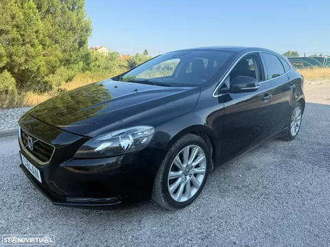 Volvo V40 1.6 D2 R-Design