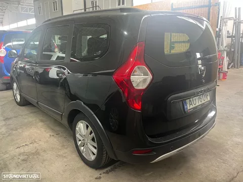 Dacia Lodgy 1.5 Blue dCi Stepway 7L