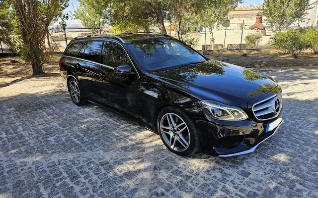 Mercedes-Benz E 300 Bluetec Hybrid Avantgarde
