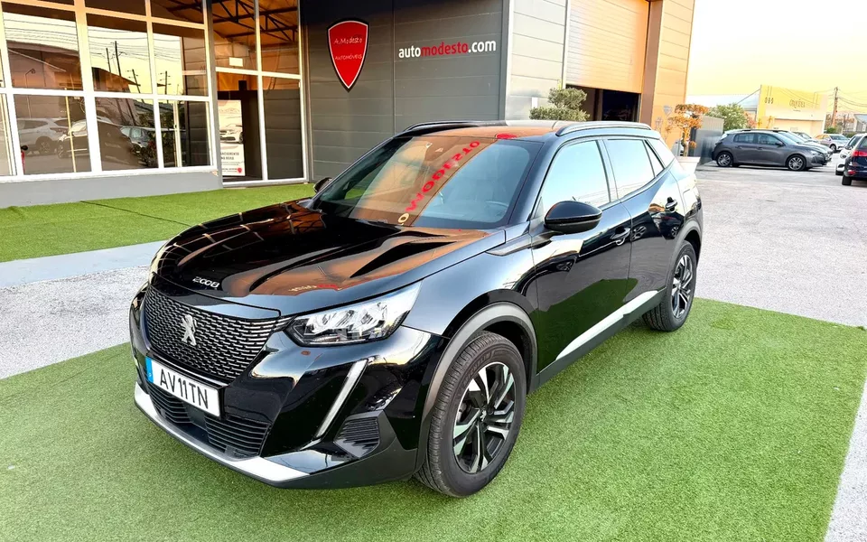 Peugeot 2008 1.2 PureTech Allure Pack