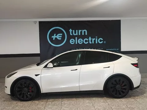 Tesla Model Y Performance Tração Integral