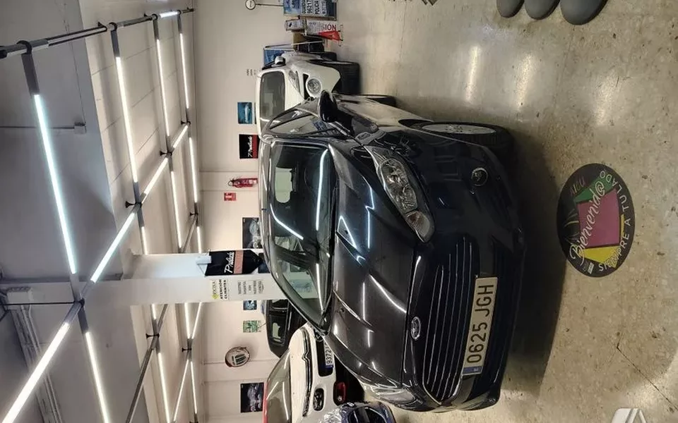 FORD Fiesta Fiesta 1.25 Trend 82