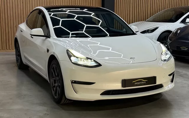 Tesla Model 3 AWD Dual Motor