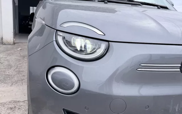 Fiat 500e 3 + 1 42 kWh Icon