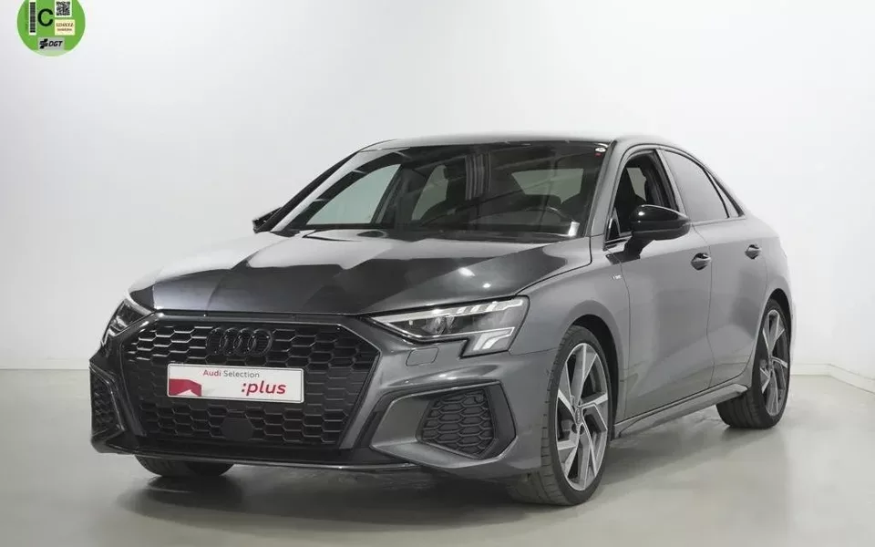 AUDI A3 A3 Sedán 35TDI Black line S tronic
