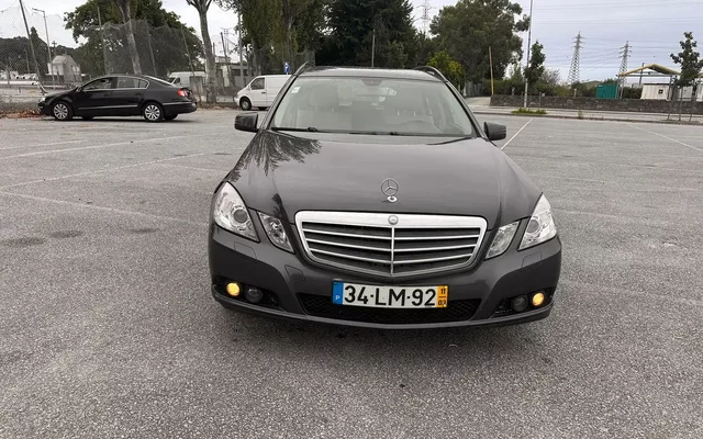 Mercedes-Benz E 220 CDI Avantgarde