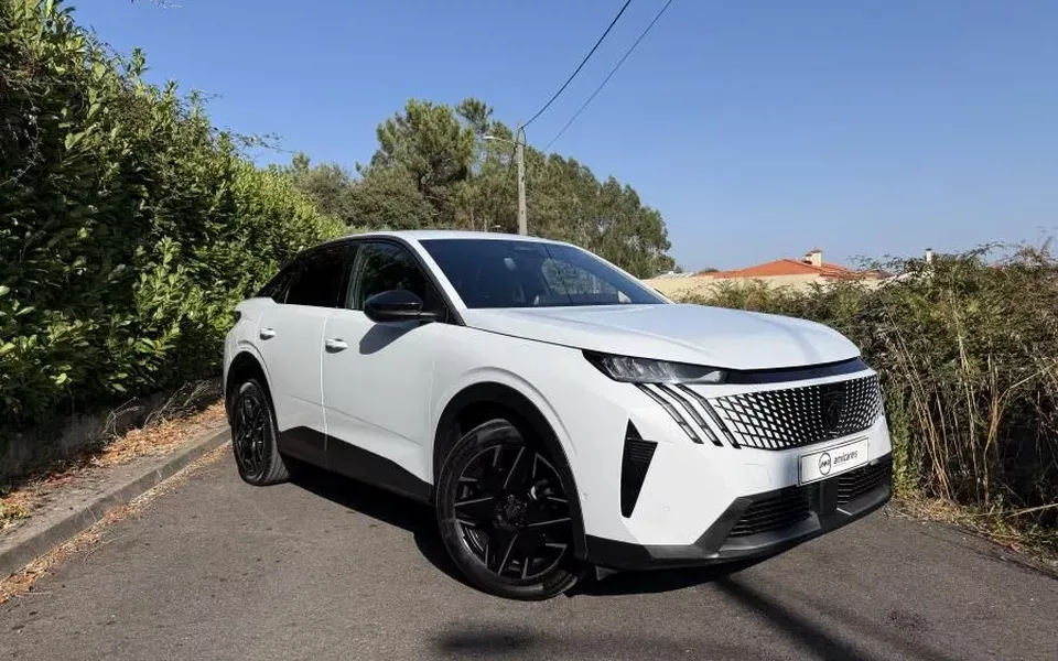 Peugeot 3008 1.2 Hybrid Allure Pack e-DCS6