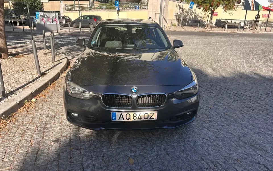 BMW 320