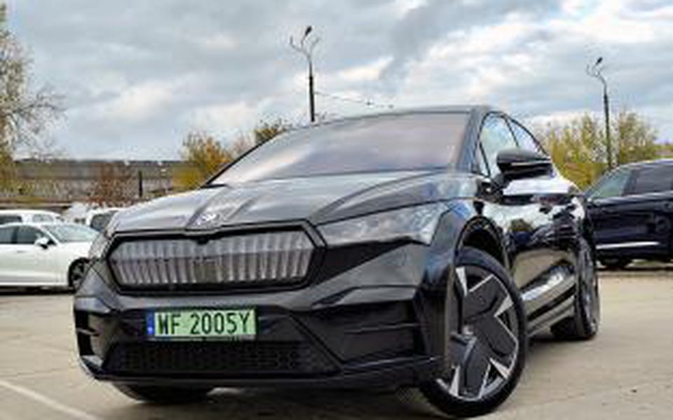 BMW IX1 2024