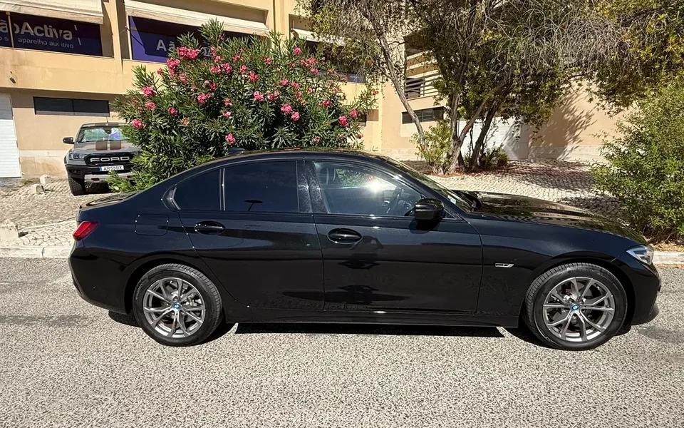 BMW 320 e Auto