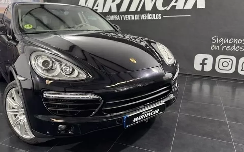 PORSCHE Cayenne 3.0 TD Platinum Edition Tiptronic