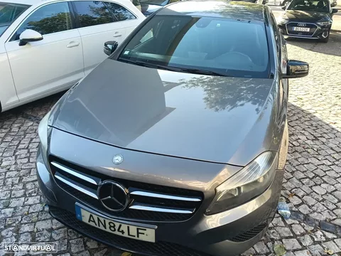 Mercedes-Benz A 180 CDI (BlueEFFICIENCY) 7G-DCT Style