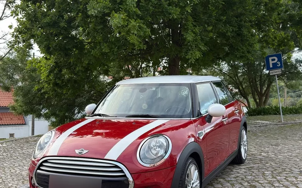 MINI 5 Portas Cooper D Auto