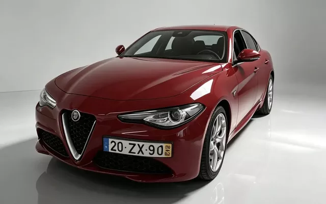 Alfa Romeo Giulia 2.2 D Sprint AT8