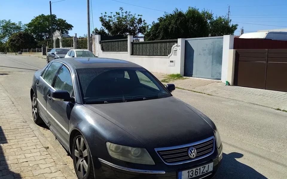 VW Phaeton