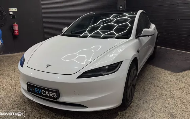 Tesla Model 3 Standard RWD