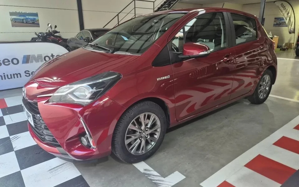 TOYOTA Yaris Yaris 100H 1.5 Active