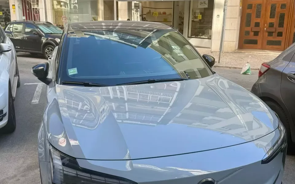 Volvo EX30