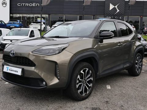 Toyota Yaris Cross 1.5 HDF Square Collection