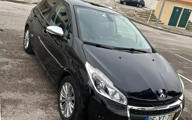 Peugeot 208 1.5 BlueHDi Signature