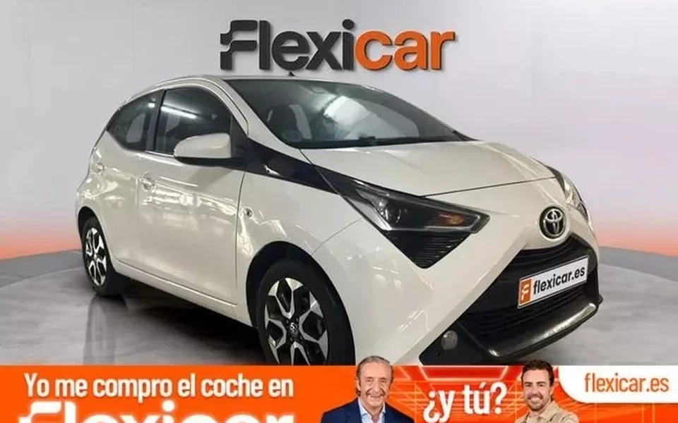 TOYOTA Aygo Aygo 70 x-play