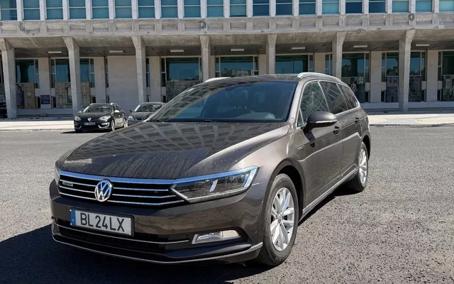VW Passat Variant