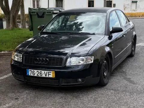 Audi A4 1.9 TDI m6 Multit. S-Line