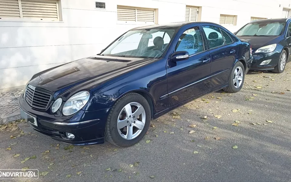 Mercedes-Benz E 270