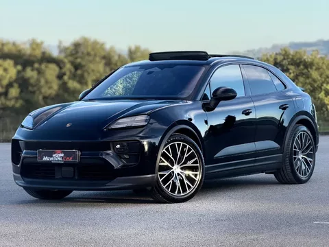 Porsche Macan Electric 4