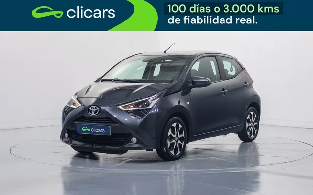 TOYOTA Aygo Aygo 70 x-play
