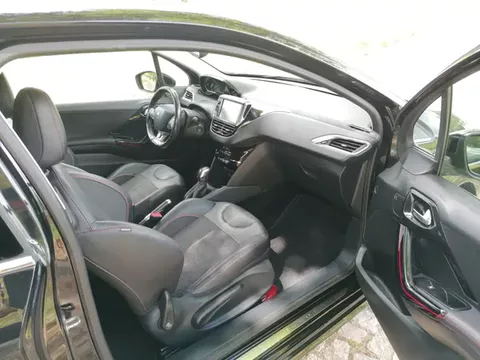 Peugeot 208 2016 GTline